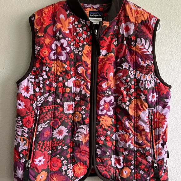 Patagonia Floral Puffer Vest Size Small - Picture 2 of 8